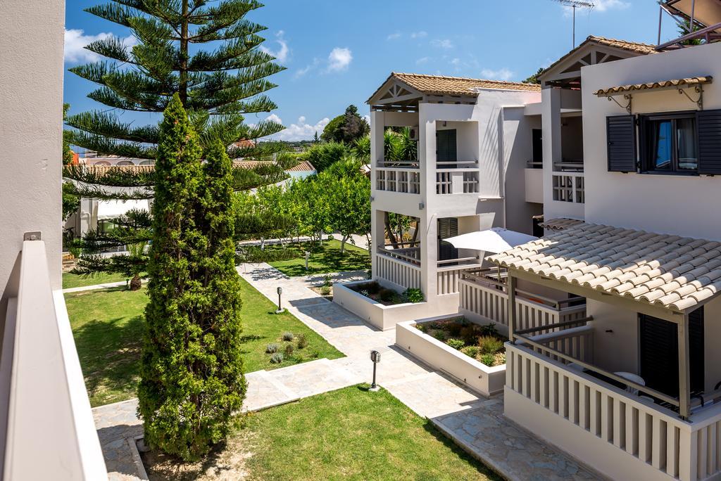 Trianon Aparthotel