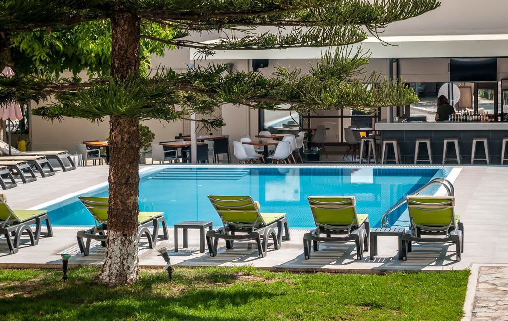 Trianon Aparthotel 2*